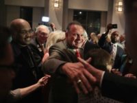 Multiple Standing Ovations for Judge Roy Moore as He Hammers Washington Post Smears at Veterans Day Event