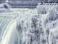 Parts of Niagara Falls Freeze as Numbing Cold Wave Grips U.S.