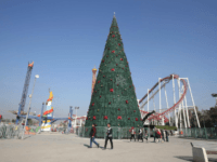 Iraqis Erect a 30-Foot Christmas Tree in Baghdad to Celebrate the Defeat of ISIS