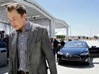 Elon Musk Faces Risk of Being Booted as Tesla Chairman by Shareholders