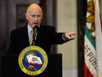 California Governor Jerry Brown Accepts 400 Additional National Guard Troops to Fight Transnational Crime