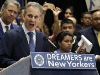 New York Attorney General Eric Schneiderman Resigns over Women Abuse Claims