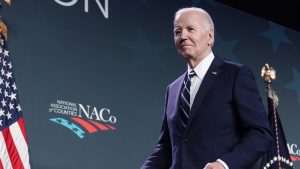 ‘I do remember that’: Biden pokes fun at his memory